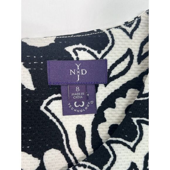 NYDJ Black White Floral Sheath Shaper Dress Sleeveless Size 8 Slimming - Picture 5 of 16